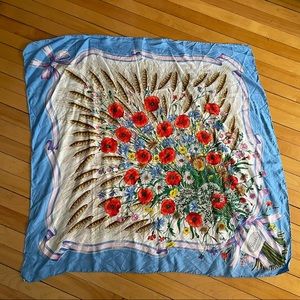 Gucci Authentic Vintage Accornero Silk Scarf